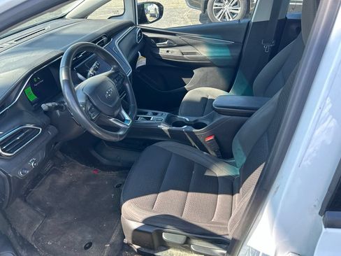 Used 2023 Chevrolet Bolt LT w/ Driver Confidence Package FWD image 6