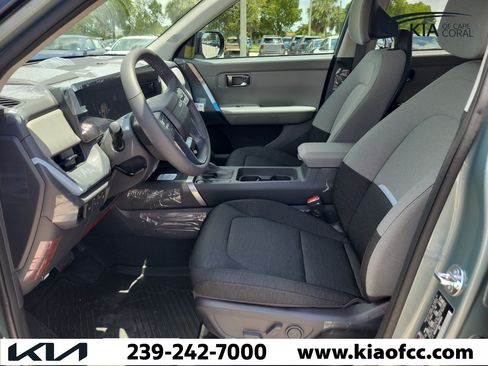 New 2027 Kia Seltos S FWD image 19