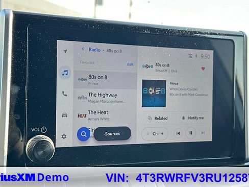 Used 2024 Toyota RAV4 XLE image 59