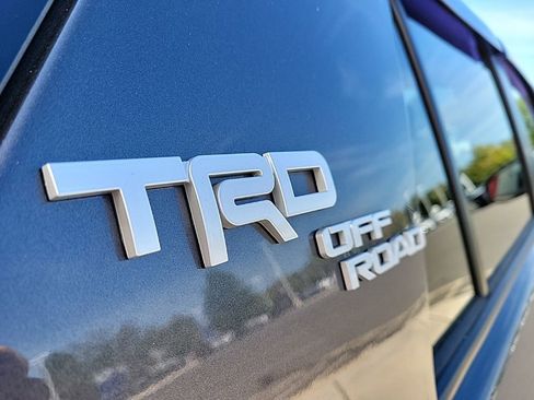 Used 2021 Toyota 4Runner TRD Off-Road Premium image 12
