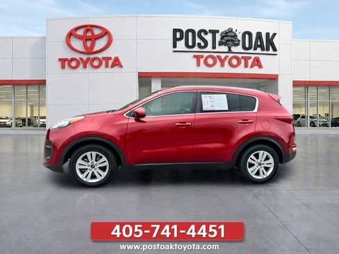 Used 2017 Kia Sportage LX w/ LX Popular Package FWD image 1