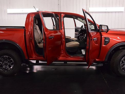 Used 2024 Ford Ranger XLT w/ Technology Package image 33