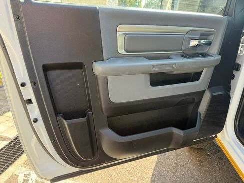 Used 2017 RAM 2500 Tradesman w/ Power & Remote Entry Group RWD image 20