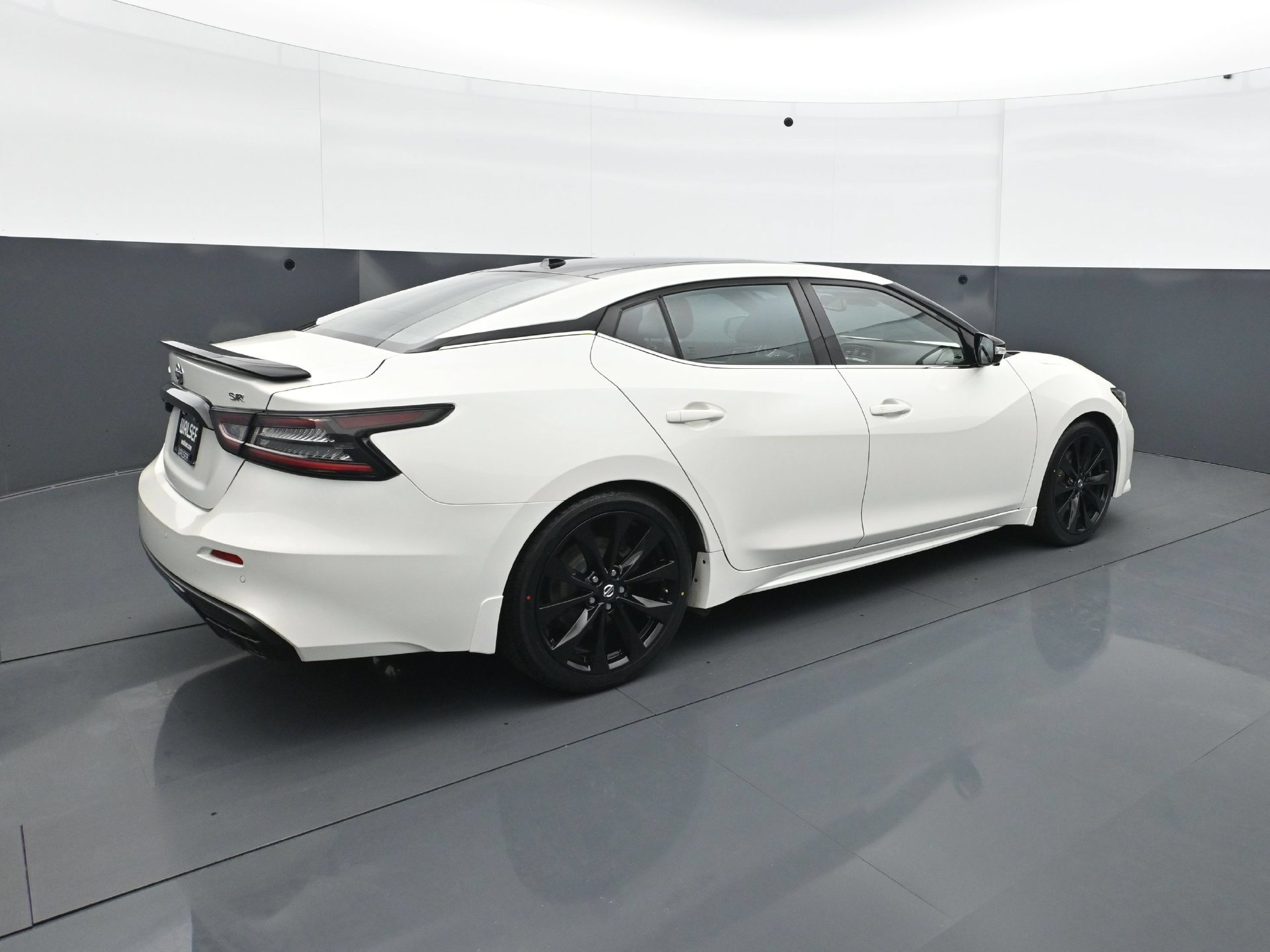 Used 2021 Nissan Maxima SR FWD image 7