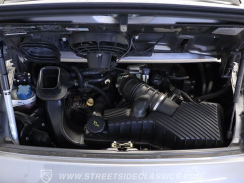 Used 2002 Porsche 911 Carrera 4 image 3