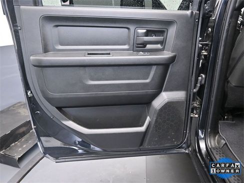 Used 2024 RAM 2500 Tradesman w/ Chrome Appearance Group image 16