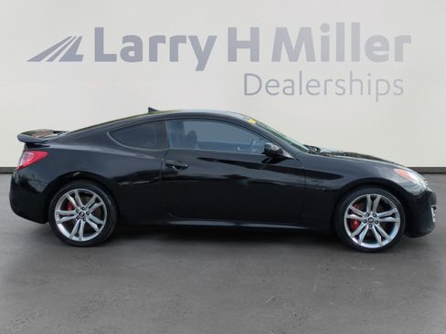 Used 2010 Hyundai Genesis 2.0T image 6