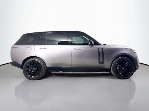 Certified 2025 Land Rover Range Rover Long Wheelbase SE AWD/4WD image 4