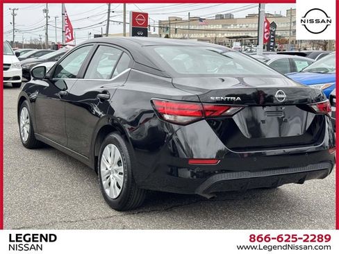 Used 2024 Nissan Sentra S image 7