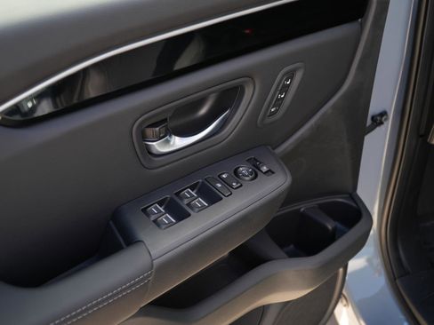 New 2025 Honda Pilot Touring image 14