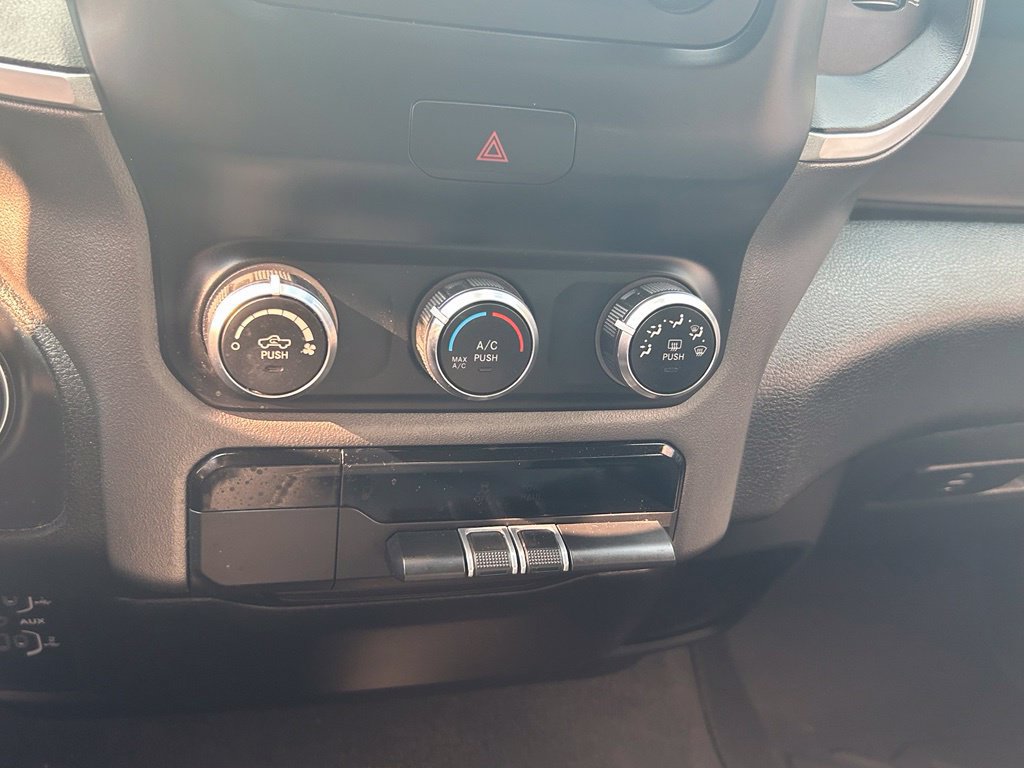 Used 2020 RAM 1500 Big Horn RWD image 21