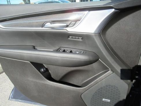 Certified 2024 Cadillac XT5 Sportv w/ Technology Package image 20