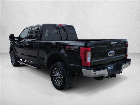 Used 2019 Ford F250 Lariat w/ Lariat Value Package image 7