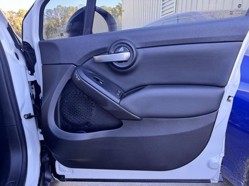Used 2023 FIAT 500X Pop image 19