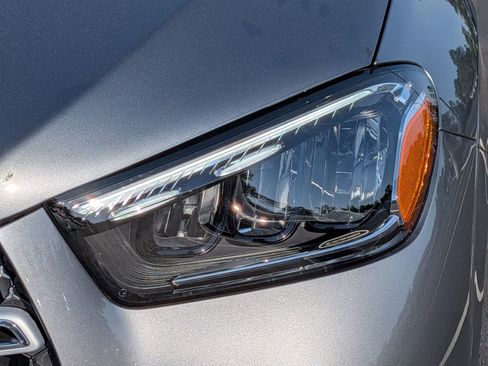 Used 2025 Mercedes-Benz GLE 450 4MATIC image 6