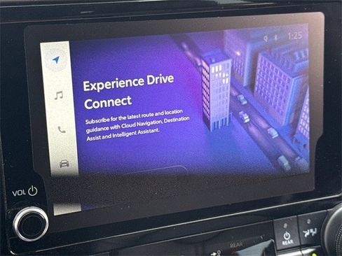 Used 2023 Toyota Highlander XLE image 20