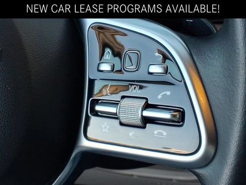 Used 2022 Mercedes-Benz GLC 300 image 10