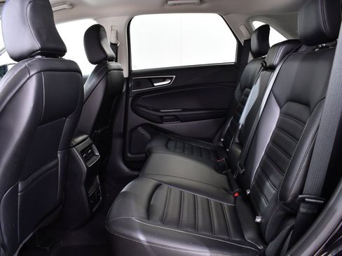 Used 2024 Ford Edge SEL w/ Convenience Package image 16