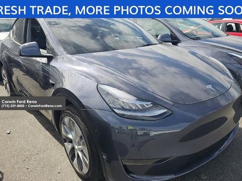 Used 2023 Tesla Model Y Long Range AWD/4WD image 1