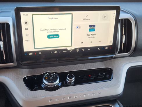 New 2026 Ford Expedition Active image 17