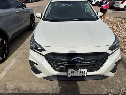 Used 2023 Subaru Legacy Limited AWD/4WD image 2