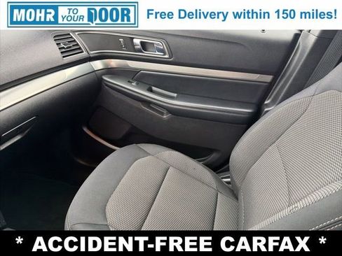 Used 2018 Ford Explorer XLT w/ Equipment Group 201A image 23