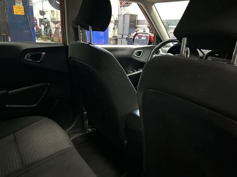 Used 2021 Kia Soul GT-Line FWD image 11