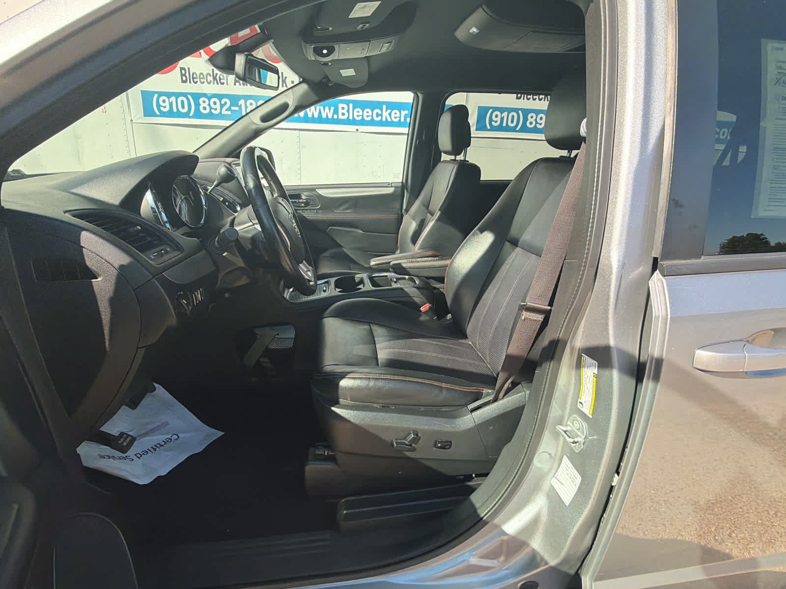 Used 2019 Dodge Grand Caravan GT FWD image 19