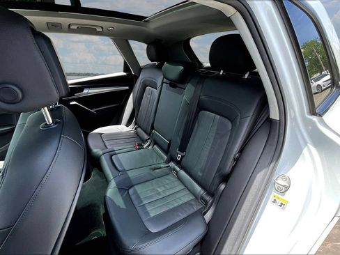 Used 2019 Audi Q5 2.0T Premium Plus w/ Premium Plus Package AWD/4WD image 22