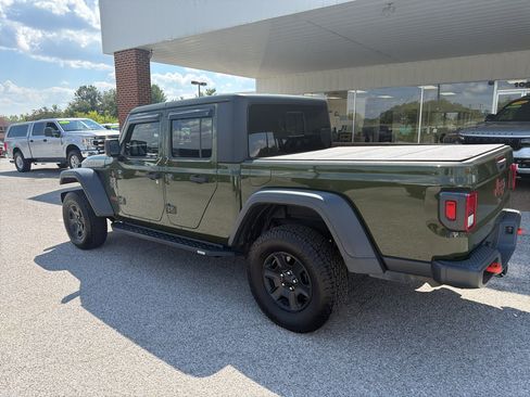 Used 2021 Jeep Gladiator Mojave w/ Trailer Tow Package AWD/4WD image 7