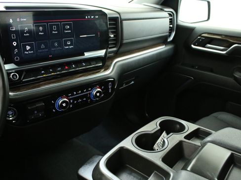 Used 2023 GMC Sierra 1500 SLE AWD/4WD image 20