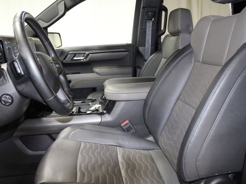 Used 2024 Chevrolet Silverado 1500 ZR2 w/ Technology Package image 50