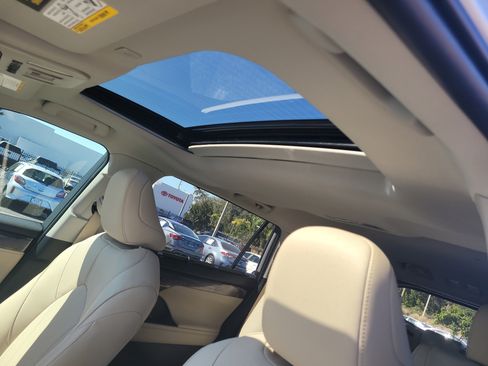 Certified 2025 Toyota Highlander Limited image 24