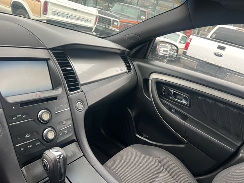 Used 2015 Ford Taurus SEL w/ Equipment Group 201A image 9
