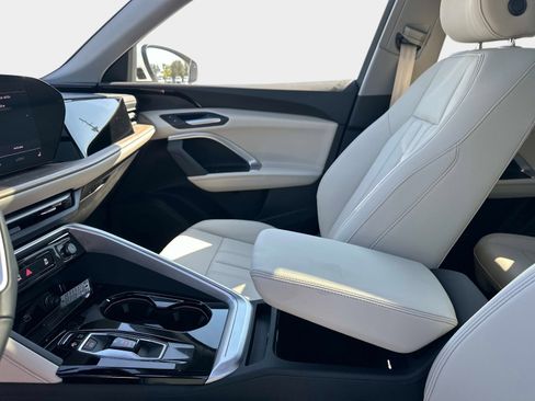 New 2025 Audi Q5 Premium image 22
