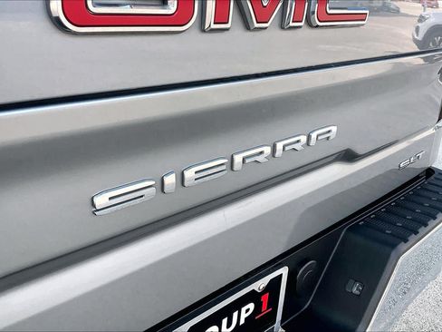 Used 2023 GMC Sierra 1500 SLT w/ SLT Premium Package AWD/4WD image 32