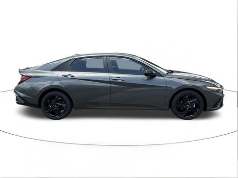 New 2026 Hyundai Elantra Sport FWD image 2