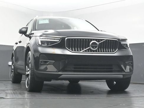 Used 2023 Volvo XC40 B5 Ultimate w/ Climate Package AWD/4WD image 47