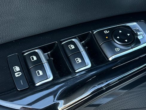 Used 2025 Kia K5 GT-Line image 12