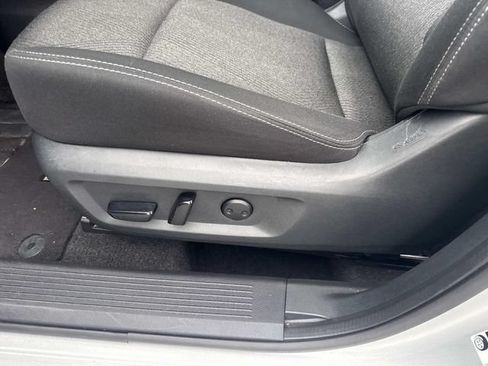 Used 2024 Nissan Rogue SV AWD/4WD image 20