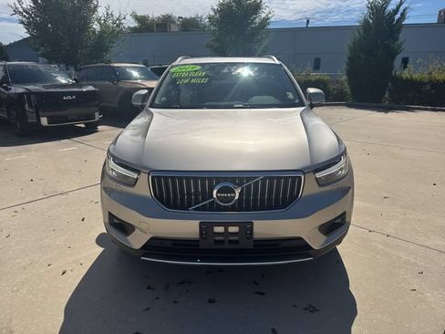 Used 2019 Volvo XC40 T5 Inscription AWD/4WD image 12