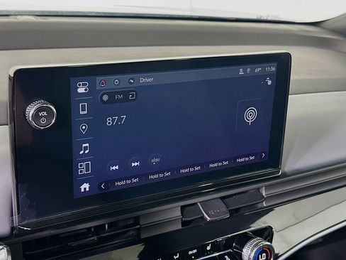 Used 2024 Honda Prologue Touring image 19