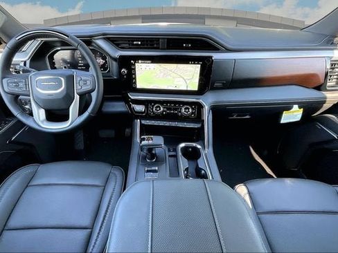 New 2026 GMC Sierra 1500 Denali w/ Technology Package AWD/4WD image 6