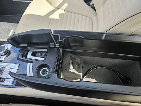 Used 2013 Mercedes-Benz SL 550 image 26