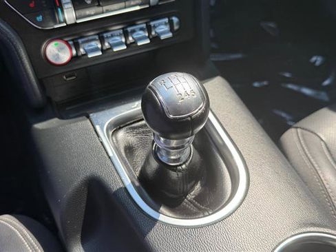 Used 2018 Ford Mustang GT Premium image 27
