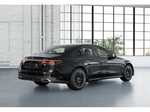 New 2026 Mercedes-Benz E 350 4MATIC Sedan image 22