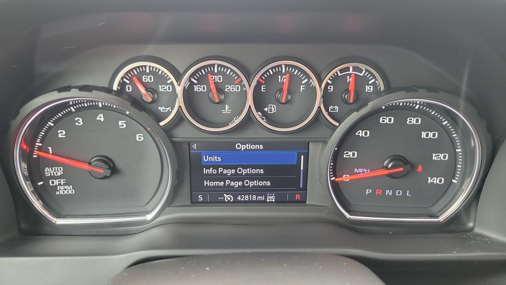Used 2022 Chevrolet Silverado 1500 LT AWD/4WD image 22