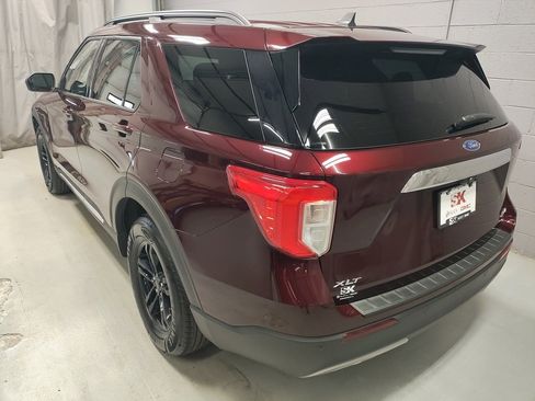 Used 2022 Ford Explorer XLT w/ Equipment Group 202A image 22