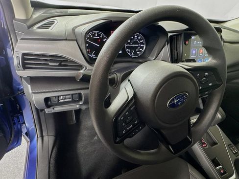 Used 2025 Subaru Crosstrek 2.5i Premium AWD/4WD image 11