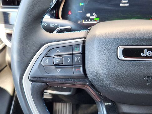 Used 2023 Jeep Grand Cherokee Trailhawk w/ Advanced Protech Group II AWD/4WD image 18